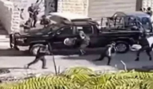 Δεν επιβεβαιώθηκαν οι πληροφορίες για χτύπημα στην αυτοκινητοπομπή του Μαχμούντ Αμπάς