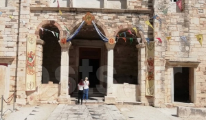 Κορωνοϊός: Απαγόρευση λειτουργιών στις εκκλησίες μέχρι 11 Απριλίου