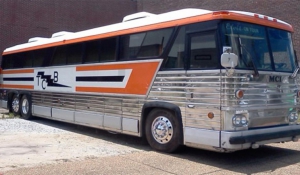 Λεωφορείο του Ελβις Πρίσλεϊ πωλήθηκε έναντι 268.000 δολαρίων