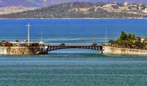 Χαλκίδα: 54χρονος έπεσε στη θάλασσα σε περιοχή πλησίον της παλαιάς γέφυρας