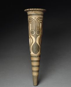 5-Rhyton conique, poulpe.jpg