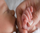 Πρώτη γέννηση μετά από μεταμόσχευση ωοθηκών στην Ελλάδα: 39χρονη που είχε λέμφωμα Hodgkins έφερε στον κόσμο ένα υγιέστατο αγοράκι