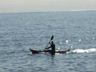 Εντοπισμός και διάσωση επιβαίνοντα σε canoe σε δυσχερή θέση στην Αμοργό