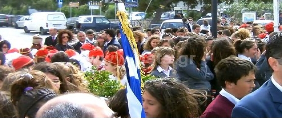 Πάρος: Εθνική επέτειος 25ης Μαρτίου (Βίντεο από Παροικία - Αρχίλοχο - Λεύκες - Μάρπησσα)