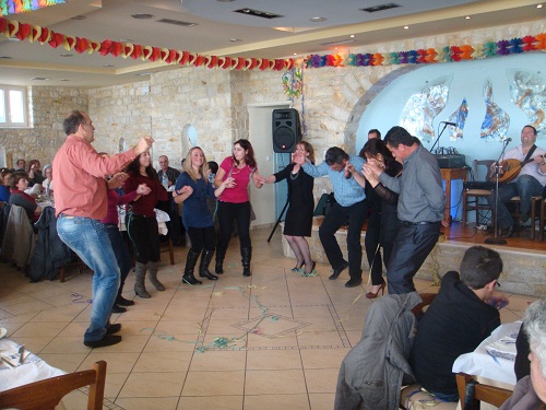 Με επιτυχία πραγματοποιήθηκε την Κυριακή 24 Φεβρουαρίου ο Αποκριάτικος χορός του Πολιτιστικού συλλόγου Αγκαιριάς