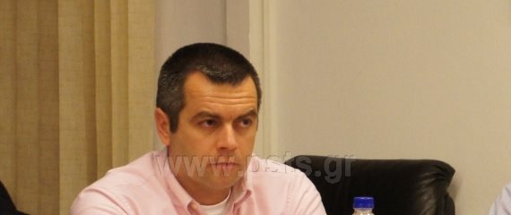 Πάρος: Παραιτήθηκε ο δημοτικός σύμβουλος της μείζονος μειοψηφίας κ. Ευριπίδης Ακάλεστος