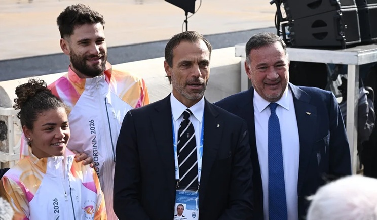 floga kallimarmaro ena 3