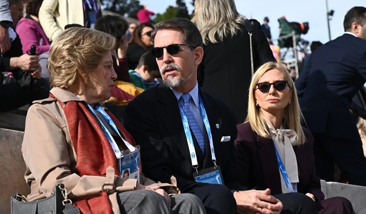 floga kallimarmaro ena 5