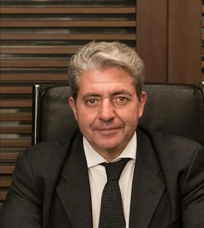 nikos agapinos