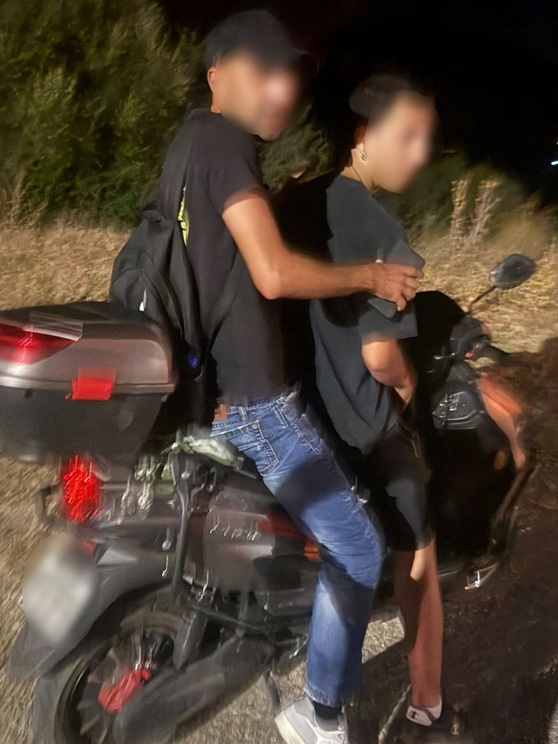 patra fotia nearoi mixanakai