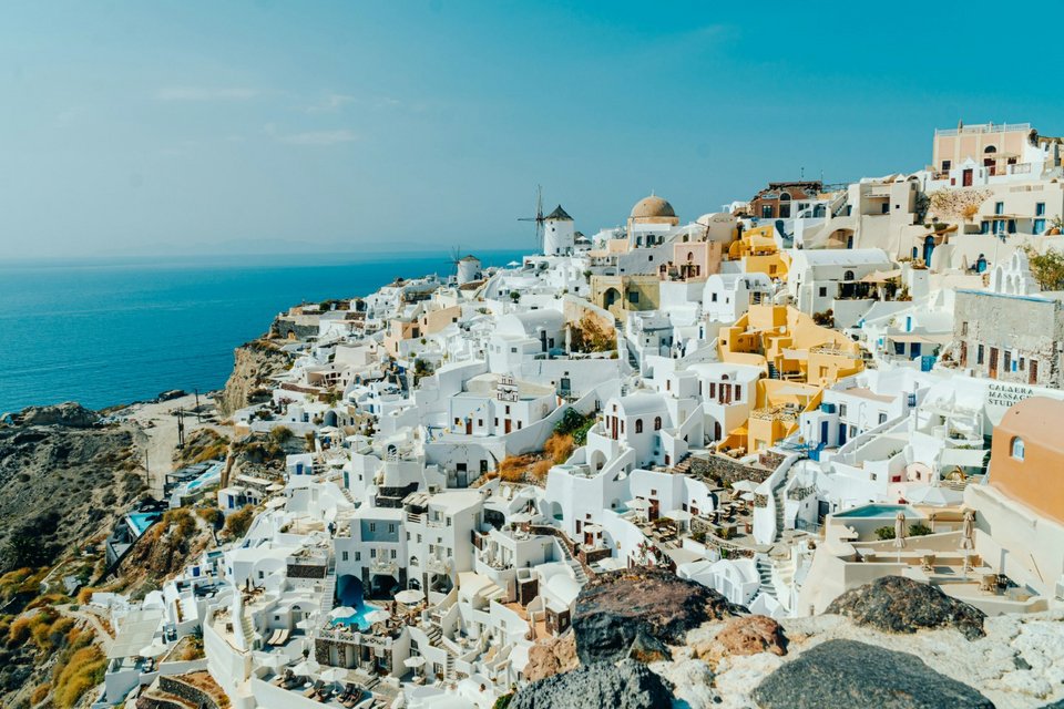 santorini unsplash