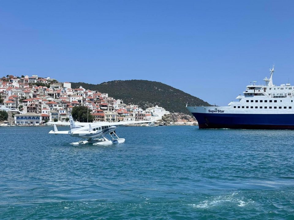 skopelos 2 protes ptiseis aigaio hellenic seaplanes