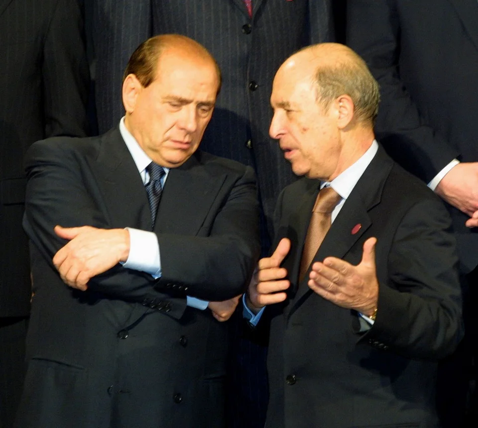 simitis berlusconi.jpg