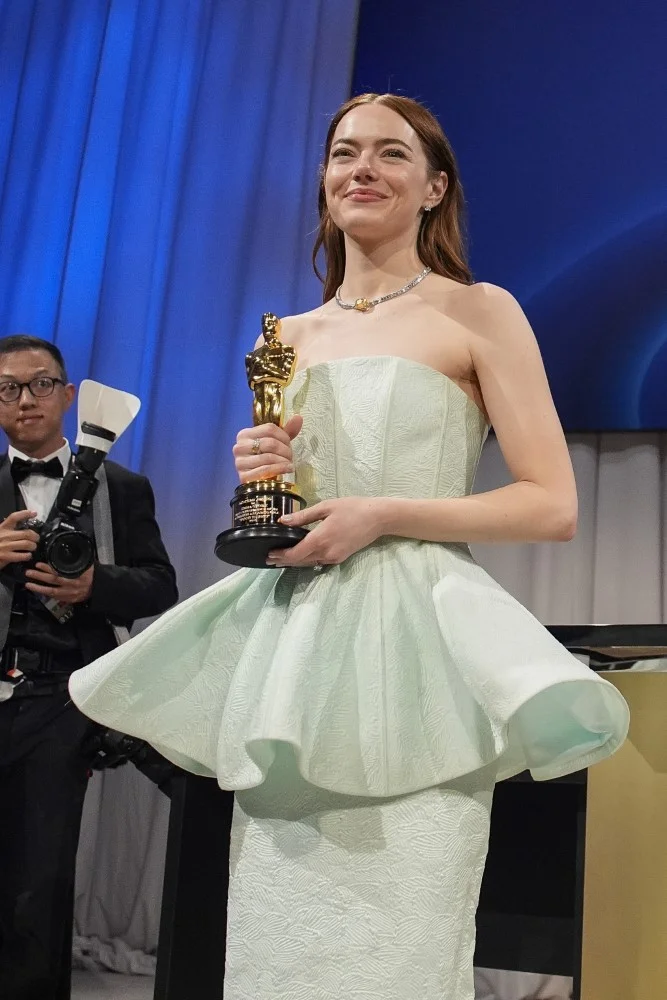 emma stone oscars.jpg