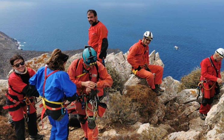 amorgos spilaia1