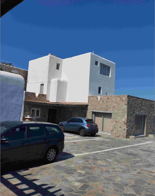 ΜΑΛΑΜΑΤΙΝΑ ΜΥΚΟΝΟΣ ΔΙΑΚΟΦΤΗΣ 1