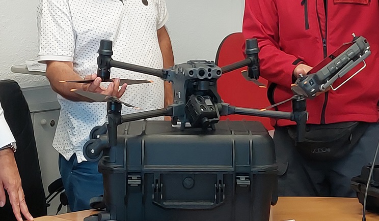 drone 106