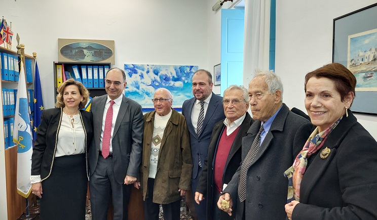 protoxroniatiki pita naoussa 111