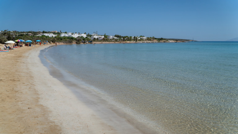 Santa maria paros paralia