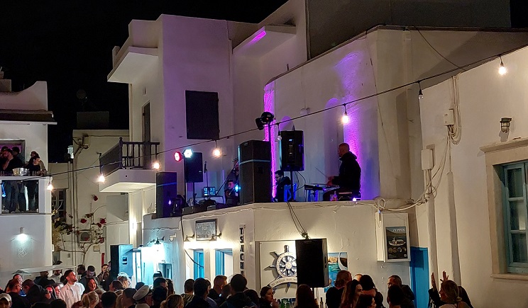 naoussa closing party 03