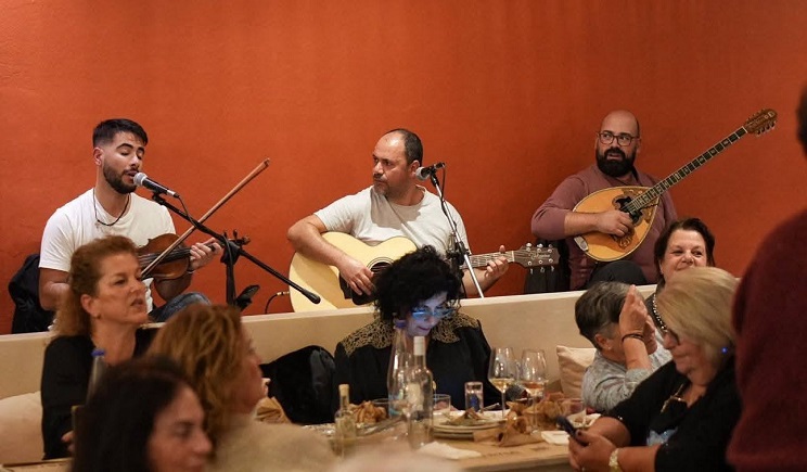 pita gynaikon naoussas 101