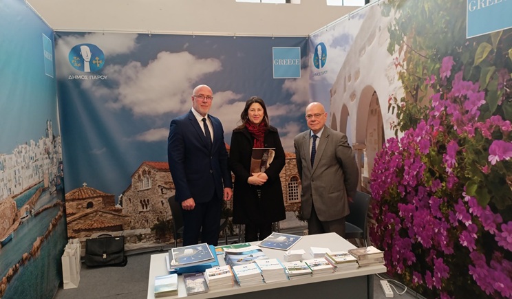 5 Πρέσβης της Ουγγαρίας κ. Zsolt Sandor και η Βοηθός Εμπορικού Ακόλουθου κα