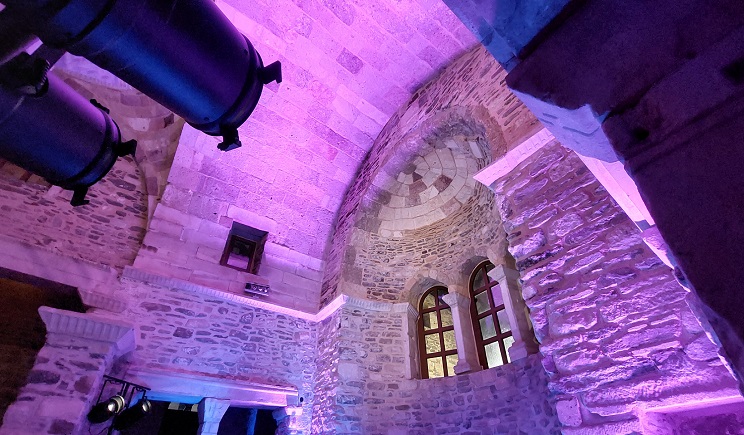 ekato vaptistirio synaulia 103