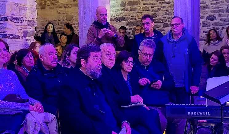 ekato vaptistirio synaulia 105