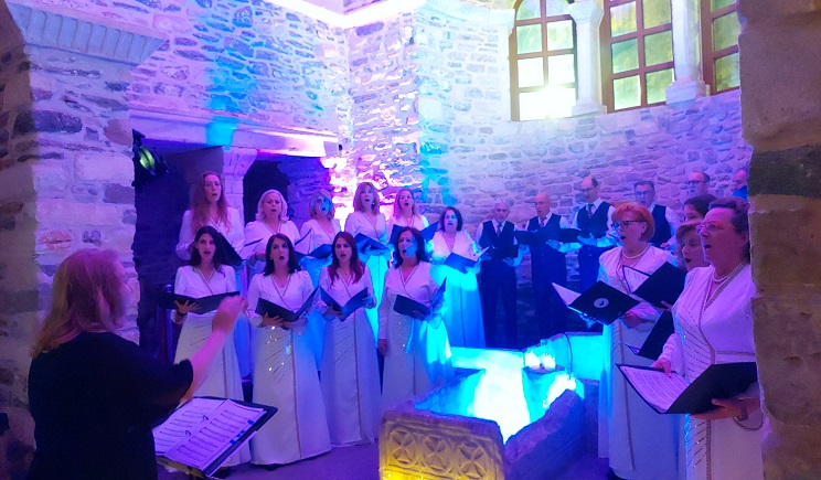 ekato vaptistirio synaulia 106