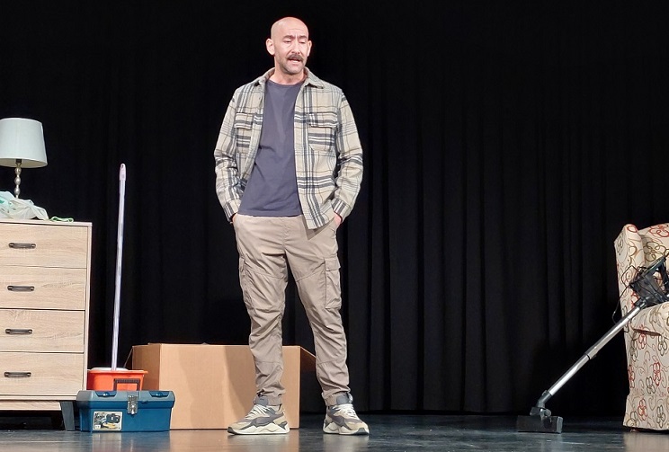 theatriki omada naoussas 102