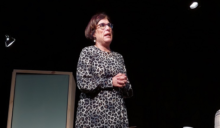 theatriki omada naoussas 108