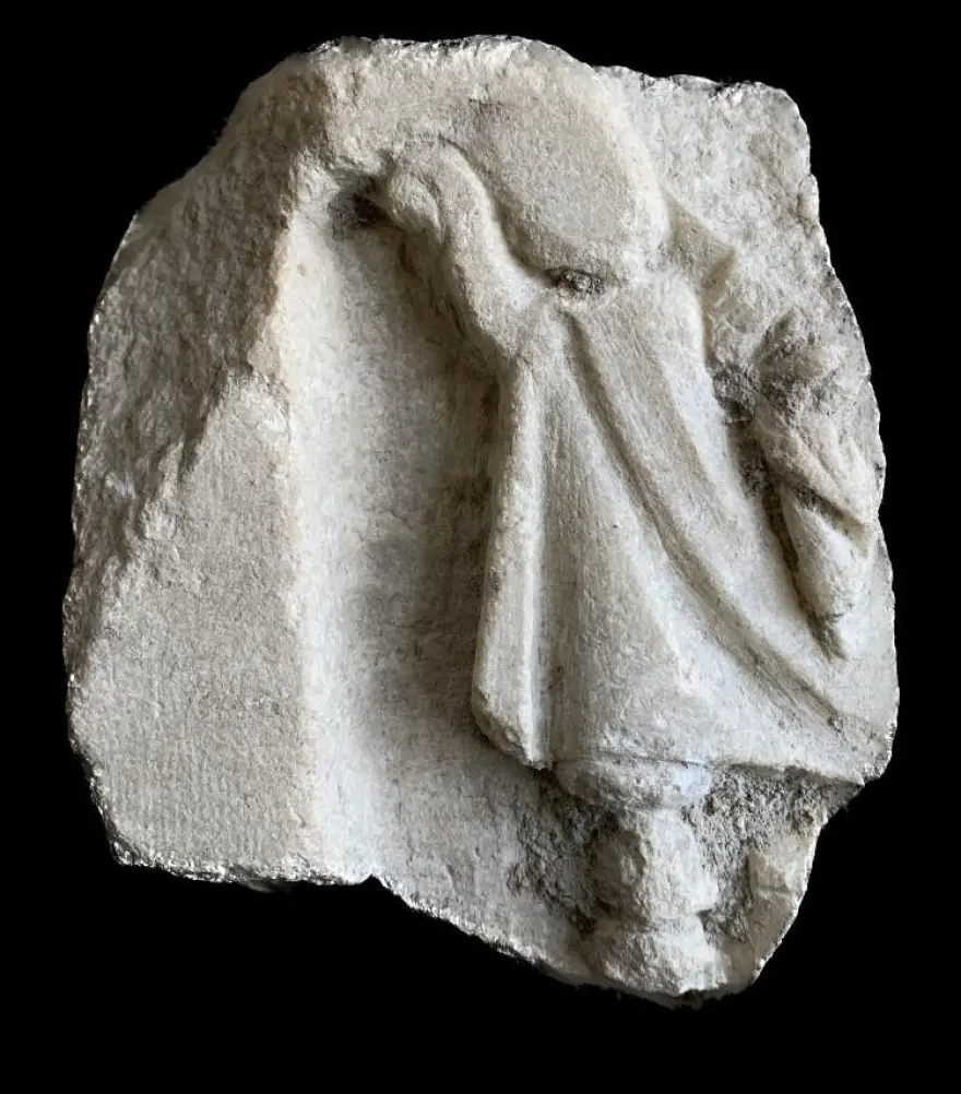 paroikia anaskafi 3