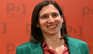 Έλι Σλάιν: Bisexual και φεμινίστρια η πρώτη γυναίκα επικεφαλής του Δημοκρατικού κόμματος στην Ιταλία