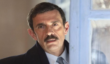 Άγριες Μέλισσες-επεισόδιο Τετάρτης (12/5): Πώς θα αντιδράσουν Δούκας και Μελέτης στον εκβιασμό της Ανέτ