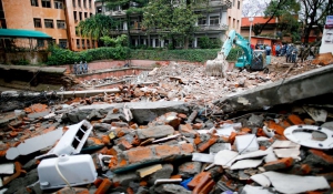 Νέος ισχυρός σεισμός μεγέθους 7,4 βαθμών έπληξε το Νεπάλ