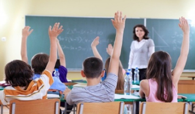 Αιρετοί ΠΥΣΠΕ Κυκλάδων: «Αν δεν δοθούν λύσεις, τα σχολεία στα νησιά θα μείνουν χωρίς εκπαιδευτικούς»