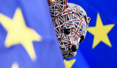 Ο υπουργός του Brexit Μπαρκλεϊ λέει πως το Ηνωμένο Βασίλειο κάνει πρόοδο προς μια συμφωνία