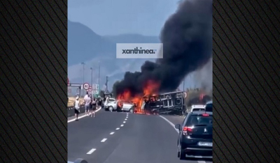 Τραγωδία στην Εγνατία - Τρεις απανθρακωμένοι και δύο σοβαρά τραυματίες σε σύγκρουση τριών αυτοκινήτων, βίντεο