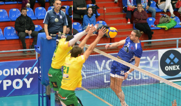 Volley League Ανδρών: Ο Φοίνικας πήρε έναν βαθμό απέναντι στον Μίλωνα και συνεχίζει να κινδυνεύει