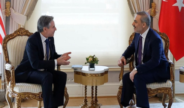 Στην Τουρκία ο Μπλίνκεν: Συναντήθηκε με Φιντάν -Τετ α τετ με Ερντογάν πριν έρθει στην Ελλάδα