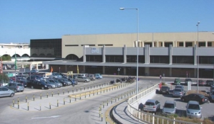 Εννέα συλλήψεις αλλοδαπών σε αεροδρόμια του Νοτίου Αιγαίου