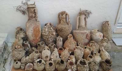 Συνελήφθη ημεδαπή για κατοχή μεγάλου αριθμού ενάλιων αρχαιοτήτων στην Κάλυμνο
