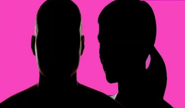 Γνωστή τηλεπερσόνα κατήγγειλε στην αστυνομία τον σύντροφό της για κακοποίηση