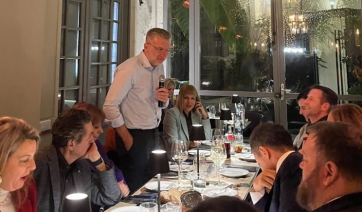 Σακελλαροπούλου, Σκέρτσος, Πατέλης και Καπουτζίδης πήγαν σε δείπνο μετά την ψήφιση του γάμου ομοφύλων