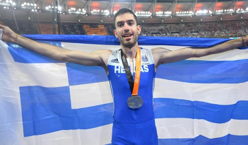 Παγκόσμιος πρωταθλητής ο Μίλτος Τεντόγλου με 8,52μ στο τελευταίο άλμα - Δείτε βίντεο