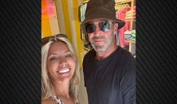 Τζέισον Στέιθαμ: Στην Αντίπαρο ο ηθοποιός - Δείτε φωτογραφία