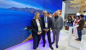 Ο Δήμος Θήρας στην έκθεση τουρισμού ArabianTravel Market 2025