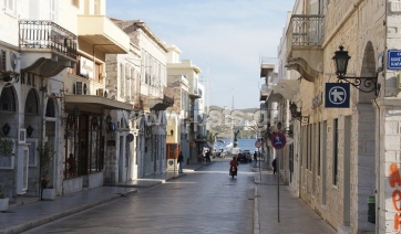 Τροχαίο ατύχημα με τραυματισμό στη Σύρο