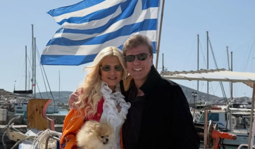 Στην Πάρο ερωτευμένη με Τούρκο επιχειρηματία η Μαρίνα Σταυράκη (βίντεο)