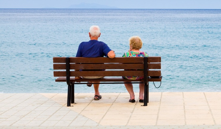 Έκρηξη αιτήσεων συνταξιοδότησης: Τελευταίο «παράθυρο ευκαιρίας» έως το 2026